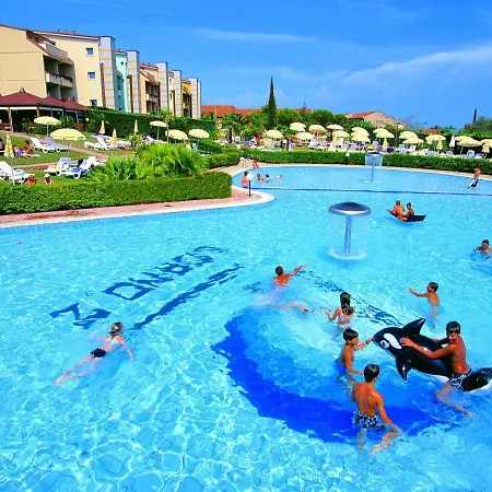 Belvilla By Oyo Loano 2 Village 2 *