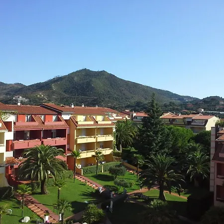 Belvilla By Oyo Loano 2 Village 2 * Boissano